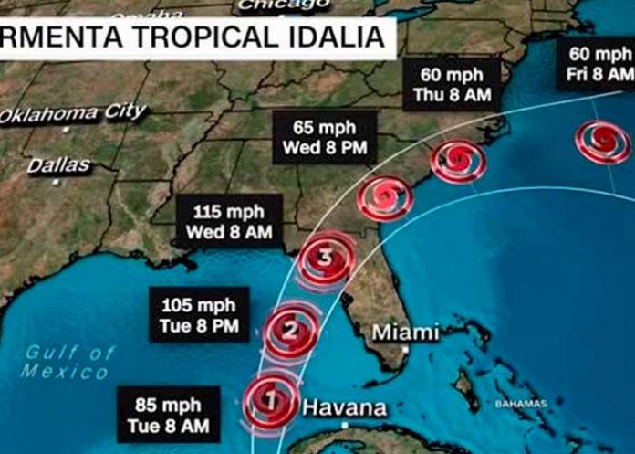2 Declaran estado de emergencia en EE.UU por tormenta tropical Idalia