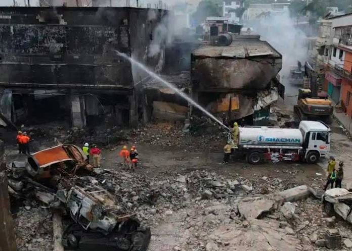 :Detienen a dueños de empresa por explosión que cobró 33 vidas