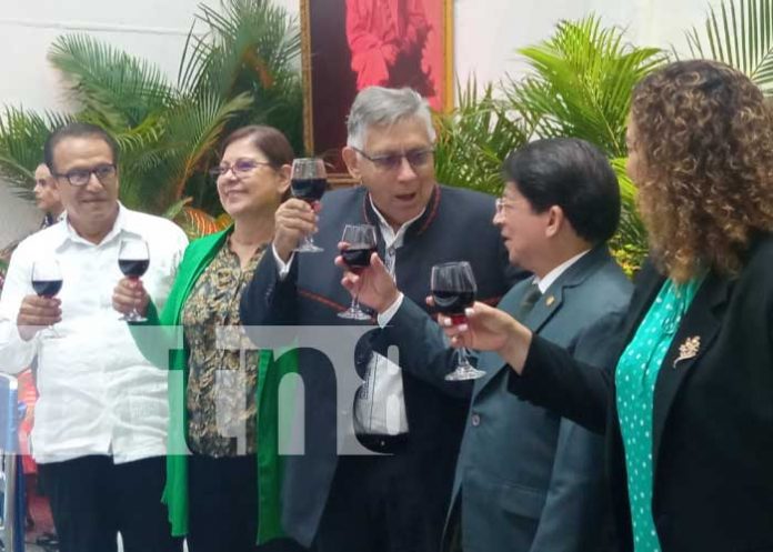 3 Nicaragua celebra con Bolivia el 198 aniversario de Independencia del Estado Plurinacional