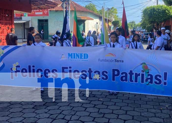 3 Foto: ¡Que suenen los tambores! Chinandega realiza desfile patrio / TN8