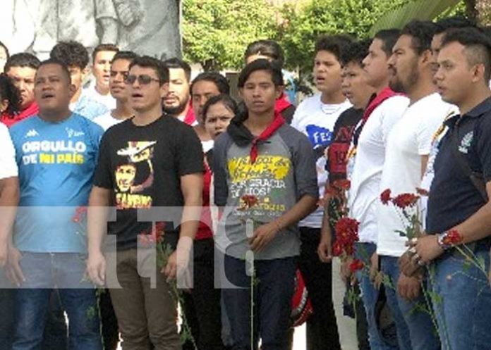 Foto: Juventud Sandinista rinde emotivo homenaje Tomás Borge y Fidel Castro: Un legado inspirador/Tn8