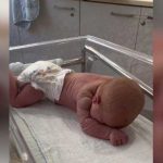 Con «tan sólo 3 días de vida» una bebé se vuelve viral en TikTok Foto: Con "tan sólo 3 días de vida" una bebé se vuelve viral en TikTok, causando asombro y millones de comentarios en los usuarios de esta red / Cortesía