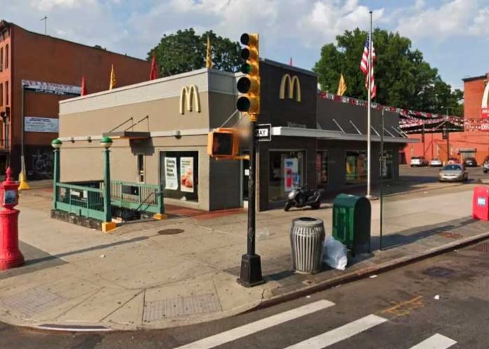 Joven muere apuñalada en EE.UU.