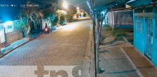 Foto:Explosión en una vivienda del Barrio Ducualí, en Managua, causó asombro a los habitantes de esta localidad/TN8