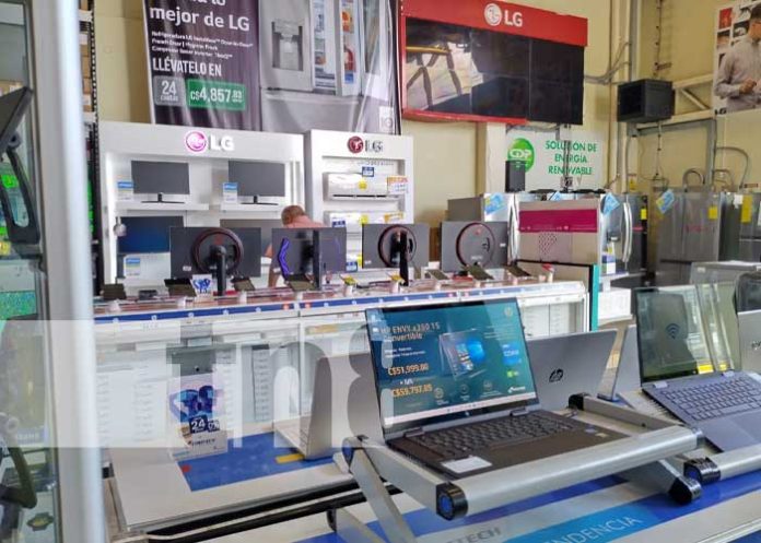 Foto: Tienda de Comtech en Nicaragua / TN8