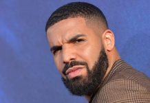 Drake detiene ataque de un fan que le lanzó un libro en la cara Foto: Drake fue atacado por un fan que le lanzó un libro en la cara durante la presentación que el cantante ofreció en San Francisco
