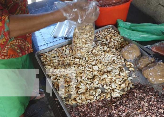 Foto: Dulcería Larios en Nandanime / TN8