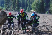 Devastador deslizamiento de tierra en Georgia deja 6 muertos y 35 desaparecidos Muertos y desaparecidos por deslizamiento en Georgia