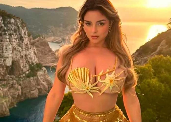 ella Demi Rose presume sus voluptuosas curvas