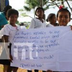¡Muy felices! Así celebran niños y niñas una nueva escuela en Puerto Cabezas