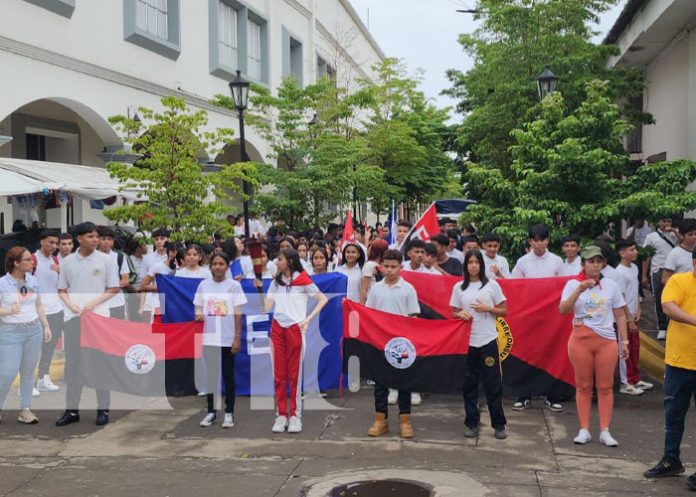 Foto: Celebración de la Juventud Sandinista en las calles de León / TN8