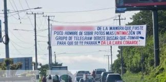 Foto: Polémica con mantas "agresivas" en Nicaragua / TN8