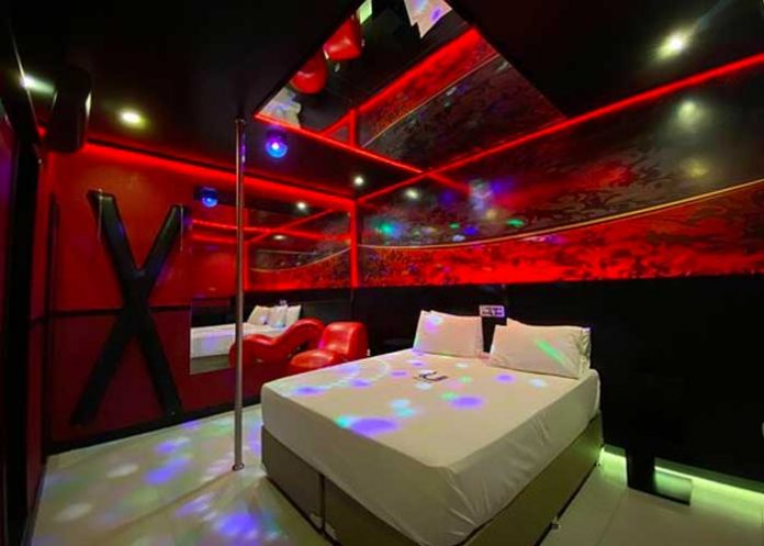 motel1 Desgreña a la amante de su esposo