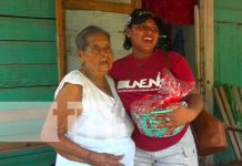 Gobierno brinda atención directa a mayor número de madres de Héroes y Mártires en Bilwi Madres de Bilwi agradecidas