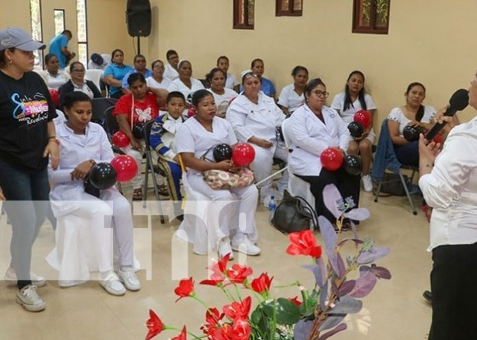 recon-siu-1 Foto: Reconocimiento a mujeres de la salud en el Triángulo Minero / TN8