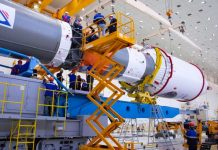 Rusia vuelve a apuntar a las estrellas: Lanzará su primera misión Lunar Rusia lanzará el viernes su primera misión a la Luna desde 1976