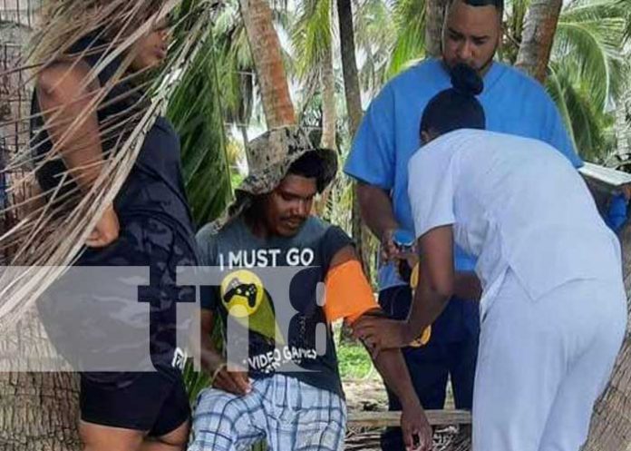 Foto: Marinos sanos y salvos de Corn Island / TN8