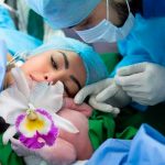 «Mi flor, te amo» Yailin exhibe el rostro de su encantadora Cattleya Yailin comparte una foto de su bebé Cattleya