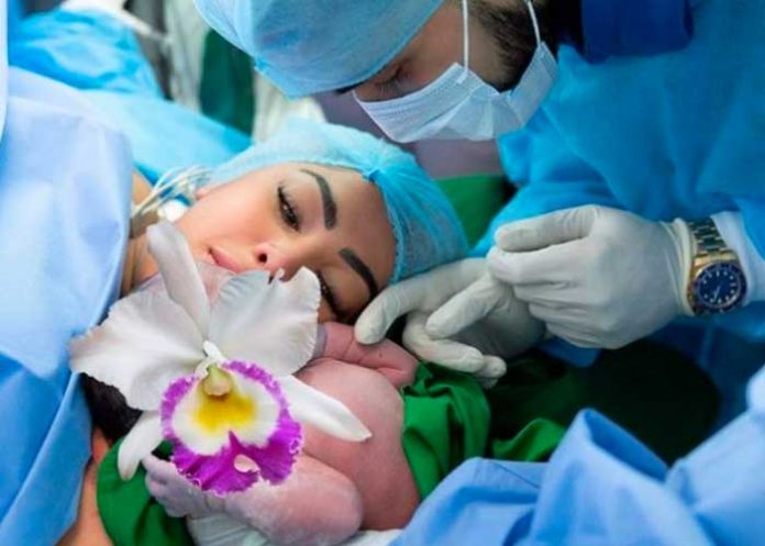 Yailin comparte una foto de su bebé Cattleya