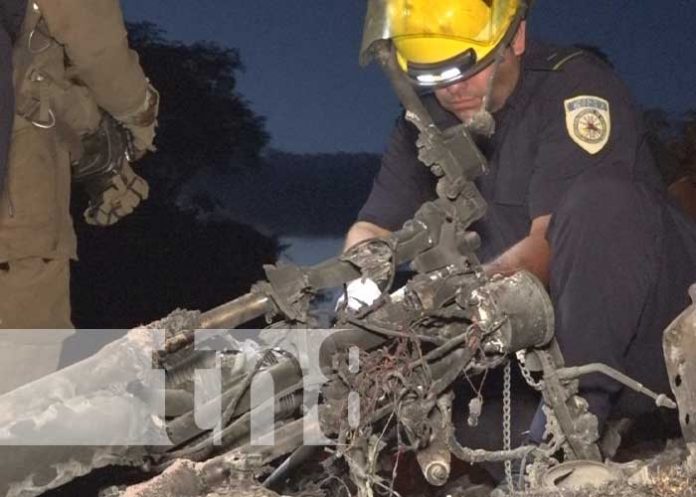 Foto: Triste situación: Joven quedó a pie tras tomar fuego su moto en Estelí / TN8