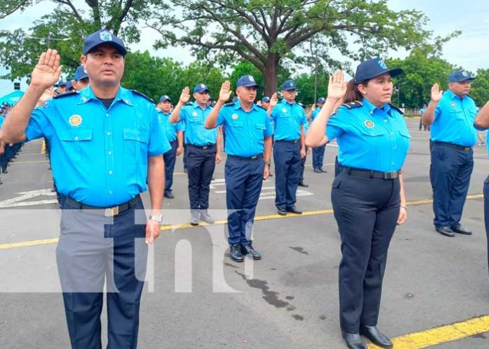 Foto; “Mi compromiso es con el pueblo” Policía Nacional realiza ascensos en grados en Managua/TN8
