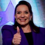 Presidenta de Honduras llega Nueva York, para participar en la Asamblea General de la ONU Presidenta de Honduras llega Nueva York, para participar en la Asamblea General de la ONU