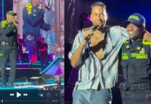 Foto: ¡Épico! Agente Policial y Romeo Santos comparten escenario en Medellín/Cortesía