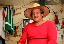 «Si no puede utilizarlo» Lo que sufre el hombre con el pene más grande del mundo "Si no puede utilizarlo" Lo que sufre el hombre con el pene más grande del mundo