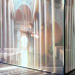 Foto: Textos en el cubo y el video mapping /TN8