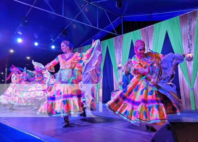 Foto: INTUR celebra el Festival Turístico Departamental en Granada / TN8