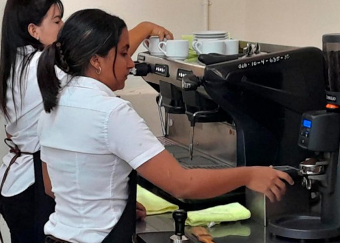 Nuevo laboratorio especializado Agro transformación del café