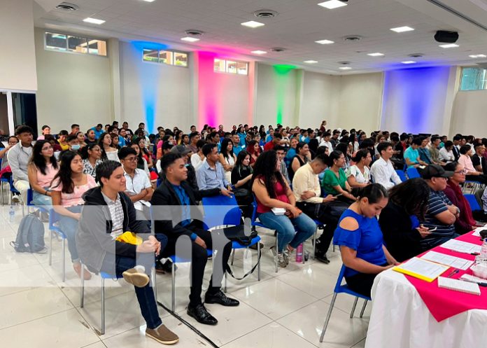 Foto: Estudiantes de INATEC exhiben su talento lingüístico y artístico / cortesía