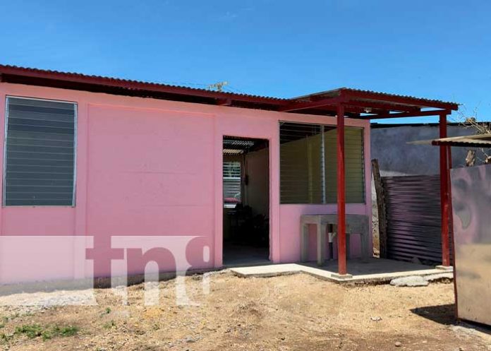 Alcaldía de Jalapa entrega vivienda solidaria a más familias