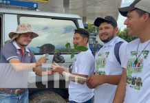 «Adopta un árbol» de la campaña «verde que te quiero verde» en Juigalpa, Chontales Foto: “Adopta un árbol” de la campaña “verde, que te quiero verde” en Juigalpa, Chontales/TN8