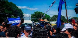 Estudiantes de Managua recibieron la Antorcha de la Libertad a manos de autoridades de Tipitapa