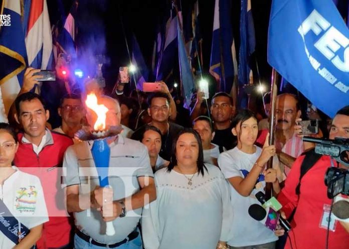 Autoridades de Granada reciben y entregan la antorcha a autoridades de Rivas