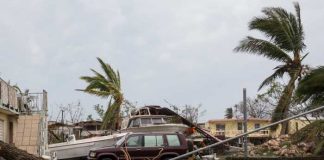 Más de 300 mil usuarios sin electricidad en EEUU, por afectaciones del Huracán Idalia