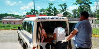 Mujer lo envío al hospital con las viseras de fuera en Laguna de Perlas