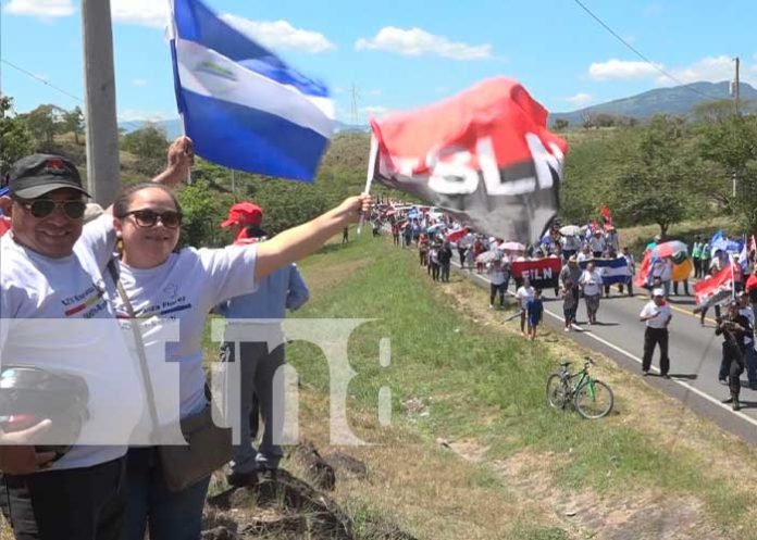 Foto: Patriotas rinden homenaje a héroes de Estelí /TN8