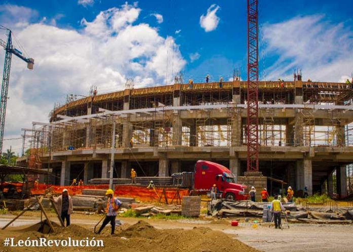 8 Fotos del avance del nuevo estadio universitario