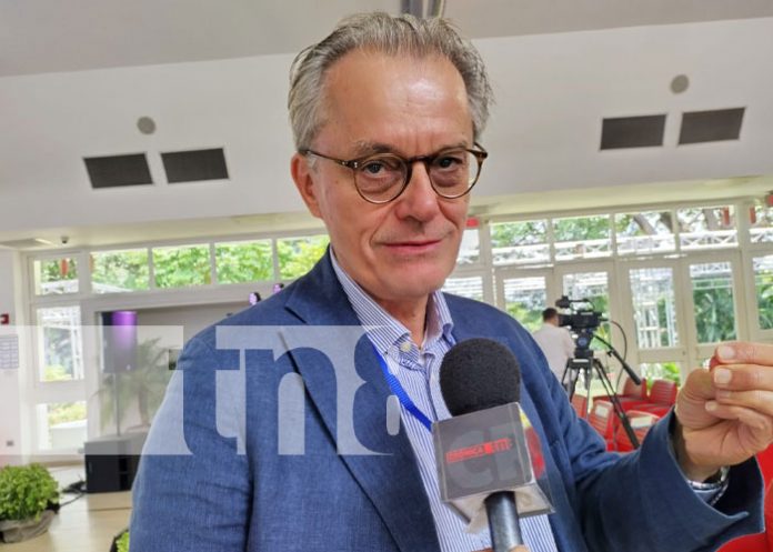 Foto: Alto ejecutivo del Banco Mundial en foro agrícola de Nicaragua / TN8