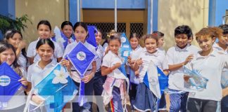 Foto: Barriletes en colegios de Nicaragua para celebrar a la patria / TN8