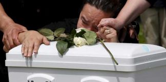 Desentierran bebé seis días después de morir en Honduras