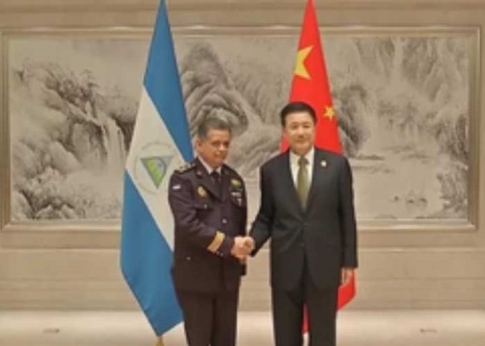 china Director General de la Policía Nacional en Reunión Bilateral con Ministro de Seguridad Pública de China