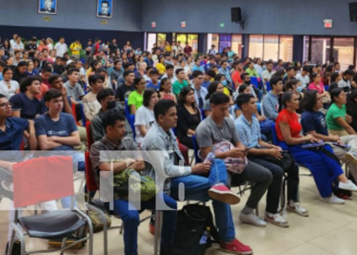 edu-una-1 Foto: Becas para estudiantes en Nicaragua