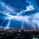 Caen 61 mil rayos en India en dos horas