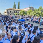 Nicaragua inicia desde el estado revolucionario sus vacaciones patrias Foto: Coro estudiantil para saludar a la patria en León / TN8