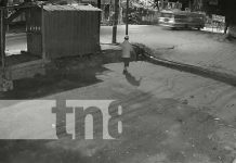¡Sangrienta golpiza en Estelí! Matan a hombre por robarle (VIDEO) Foto: Matan a un hombre de tremenda golpiza en una calle de Estelí / TN8