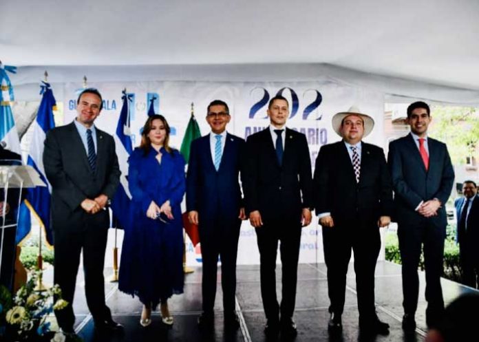 mexico3 Honduras y México conmemoran el 202 Aniversario de la Independencia de Centroamérica