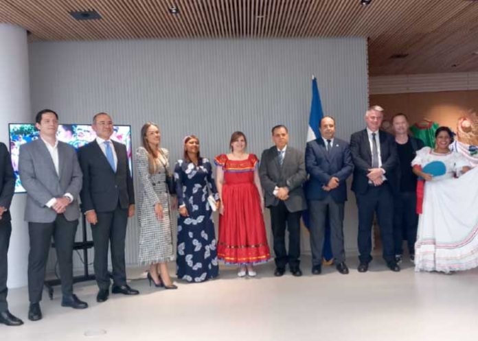 nica Con una hermosa actividad cultural, Nicaragua celebró la Fiesta del Huipil en Berlín